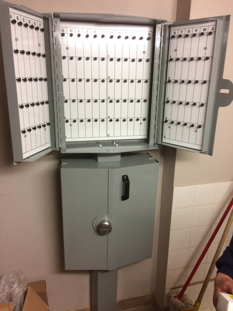 Heavy Duty Extra Large Key Cabinet 120 Keys