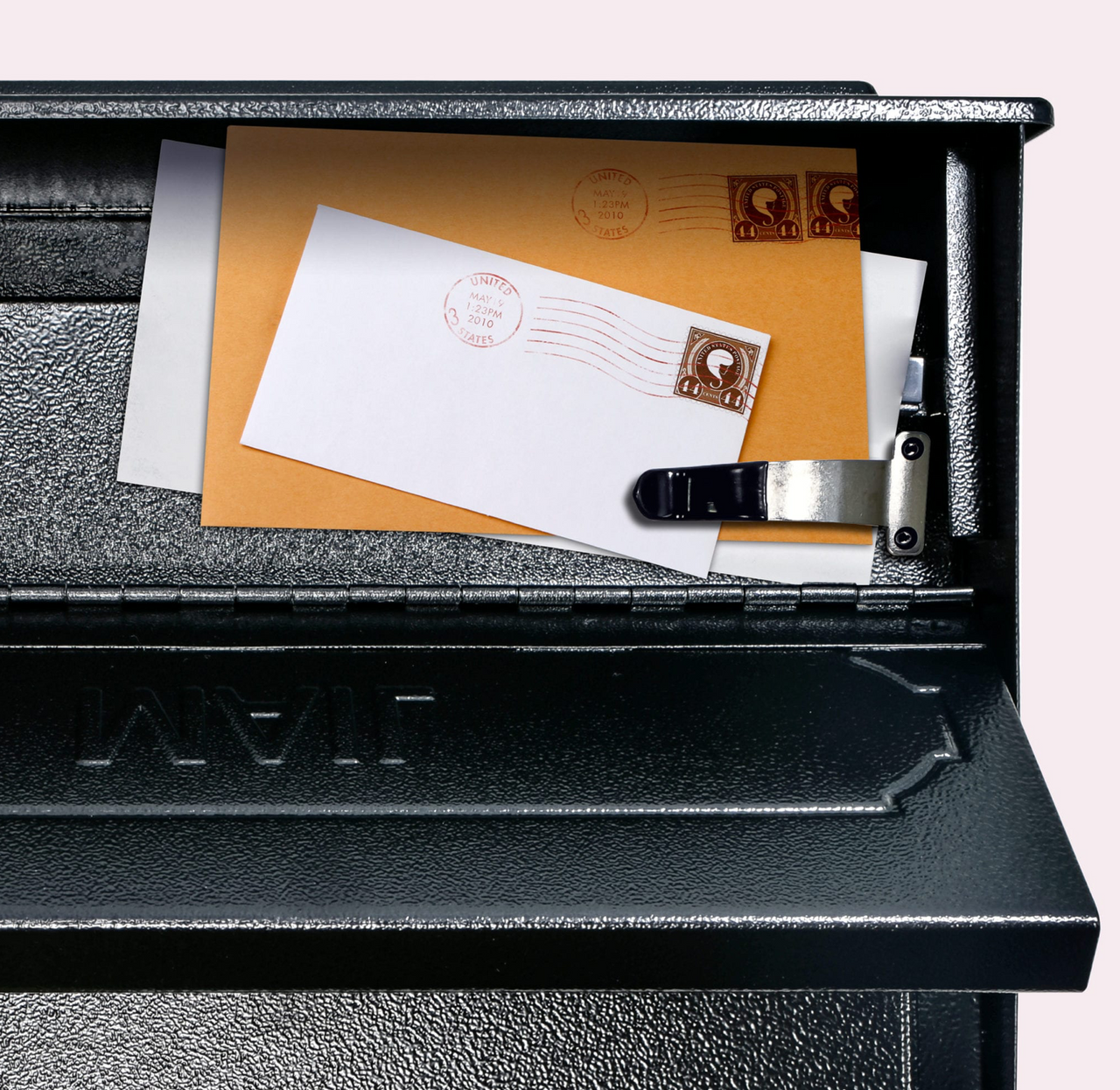 Wall Mounted Locking Mailbox outgoing mail clip