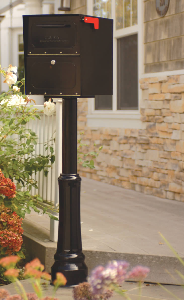 Small Black Locking Curbside Mailbox A6200Z
