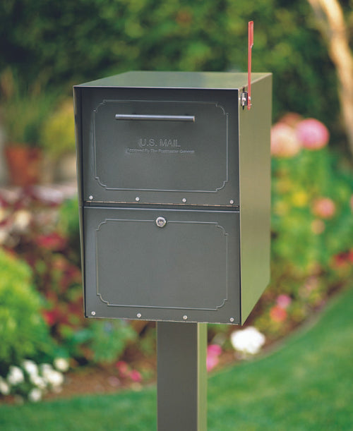 Bronze Locking Curbside Mailbox